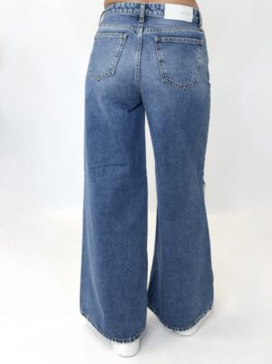 b655dd1f-0bfe-4120-ba09-7208629f9c45