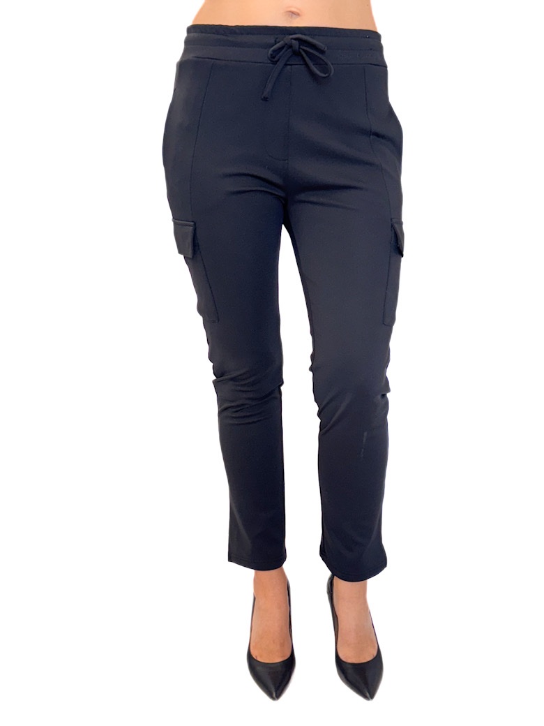 SPODNIE CZARNE DOPASOWANE BOJÓWKI ELIAS RUMELIS 245-4255