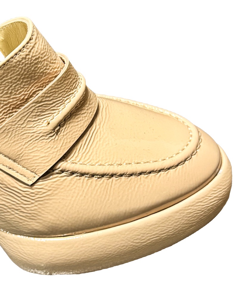 BUTY BEŻOWE LAKIEROWANE NA OBCASIE SPAZIO MODA 9306 - obrazek 4