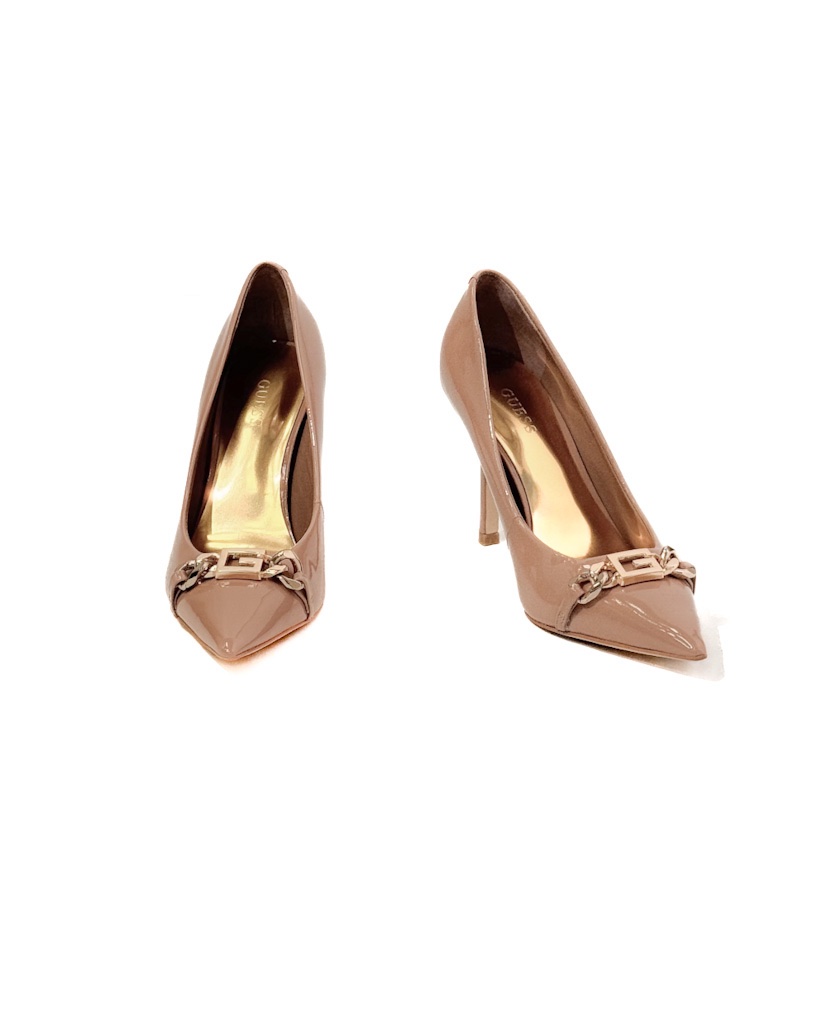 BUTY GUESS FL7SCAPAT08 BEŻOWE LAKIEROWANE SZPILKI - obrazek 3