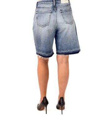 4b1862d7-1dcf-4aed-b1a3-b6f5ce5468db