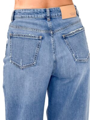 b1441837-858d-426e-add9-dffd8a56bccd-2