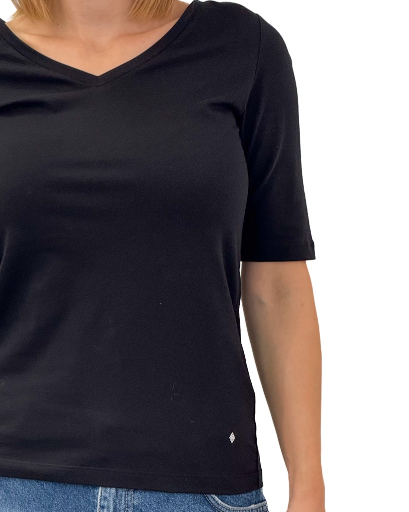 BLUZKA CZARNA DEKOLT W SZPIC MARGITTES 27423 2521 - obrazek 3