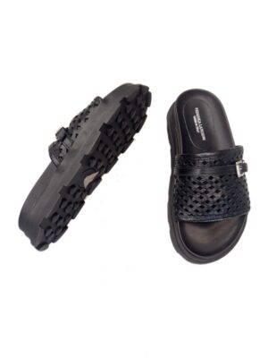 24939505-d129-4094-8706-f74ba9fa52a0