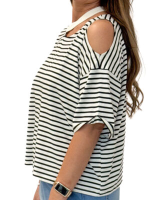 BLUZKA W PASKI LUŹNA Z KRÓTKIM RĘKAWEM VICOLO UD0268