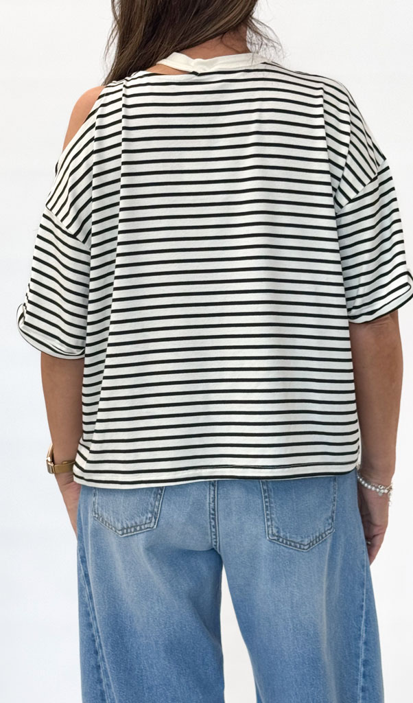 BLUZKA W PASKI LUŹNA Z KRÓTKIM RĘKAWEM VICOLO UD0268 - obrazek 2