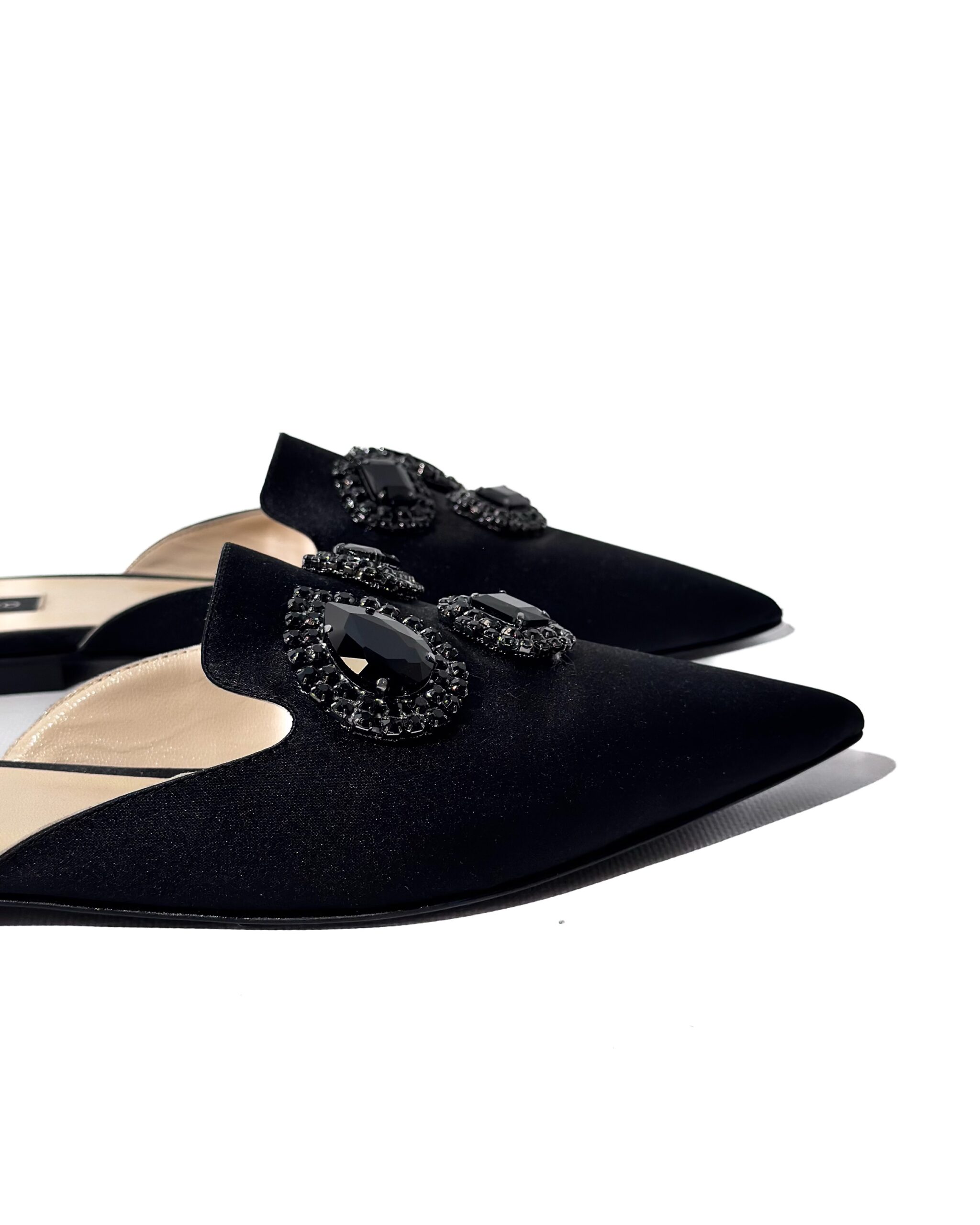 CZARNE KLAPKI AKSAMITNE Z KAMIENIAMI PINKO ARANCIA - obrazek 5