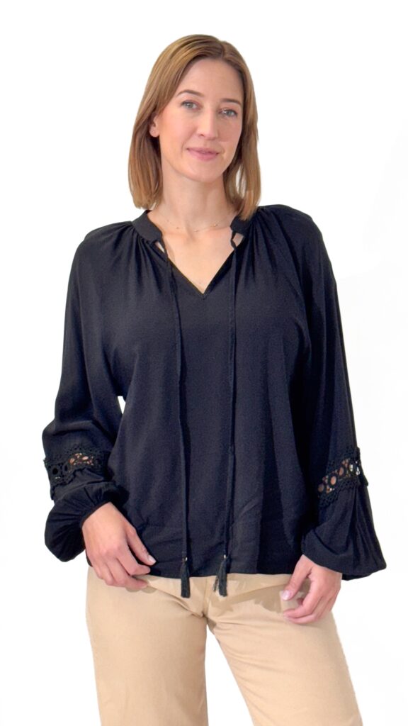 CZARNA LUŹNA BLUZKA Z WISKOZY Z DŁUGIM RĘKAWEM ARTIGLI ACBL000895