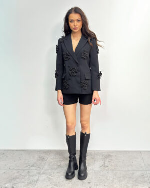 Czarne eleganckie szorty damskie Souvenir D38N