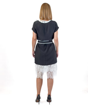 elegancka czarna sukienka z koronką