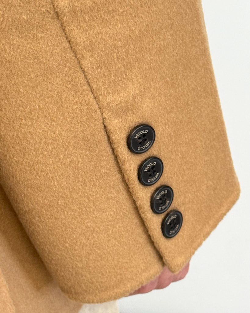 CAMELOWY PŁASZCZ O LUŹNYM KROJU VICOLO TF0005 - obrazek 3