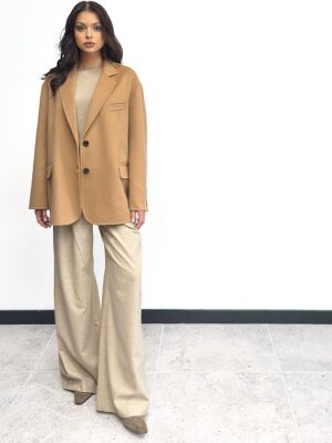 CAMELOWY PŁASZCZ O LUŹNYM KROJU VICOLO TF0005