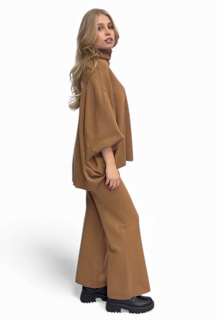 KOMPLET Z DZIANINY SPODNIE I SWETER PIA B QUARNI