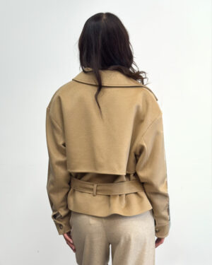 modny płaszcz camel wełna ciepły