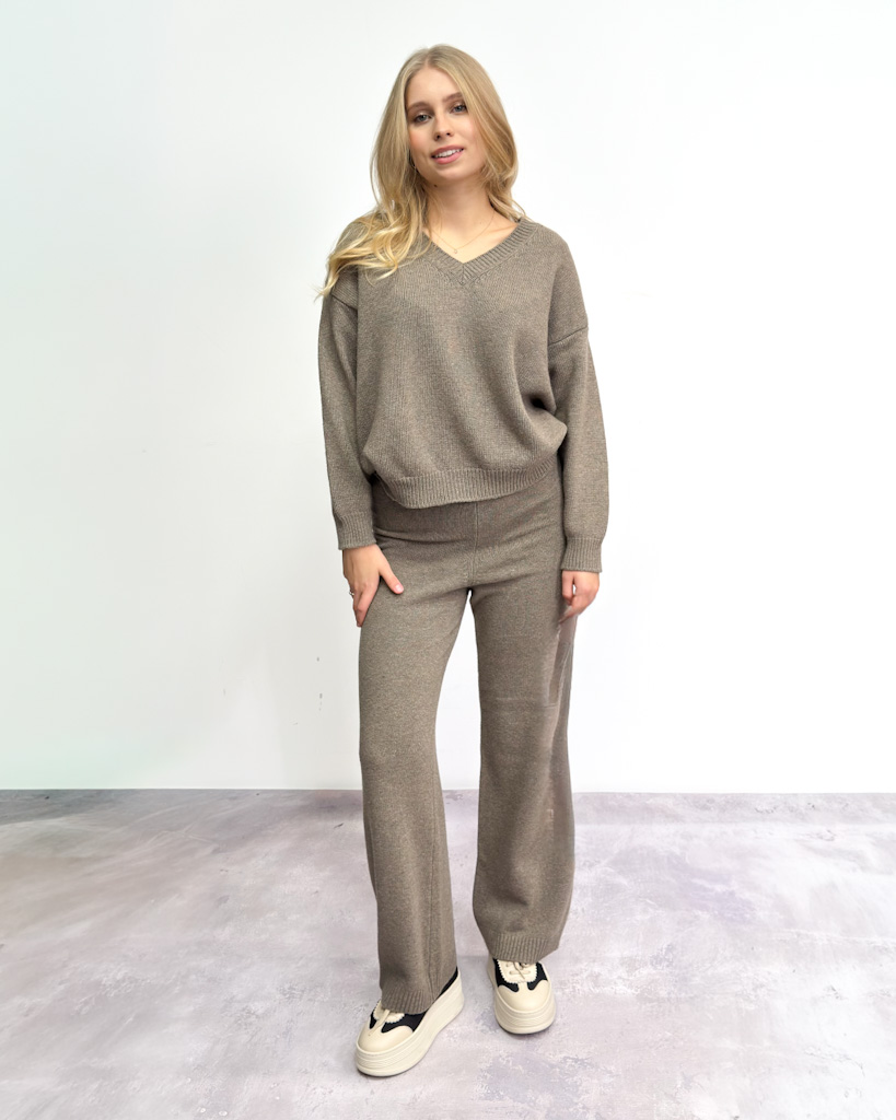 BEŻOWY KOMPLET DZIANINOWY VICOLO 55251R