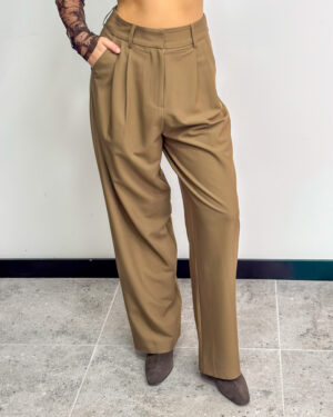 oliwkowe spodnie damskie