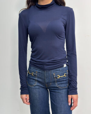 granatowy cienki golf z długim rękawem