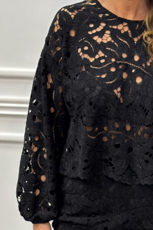 czarna prześwitująca bluzka z koronki premium