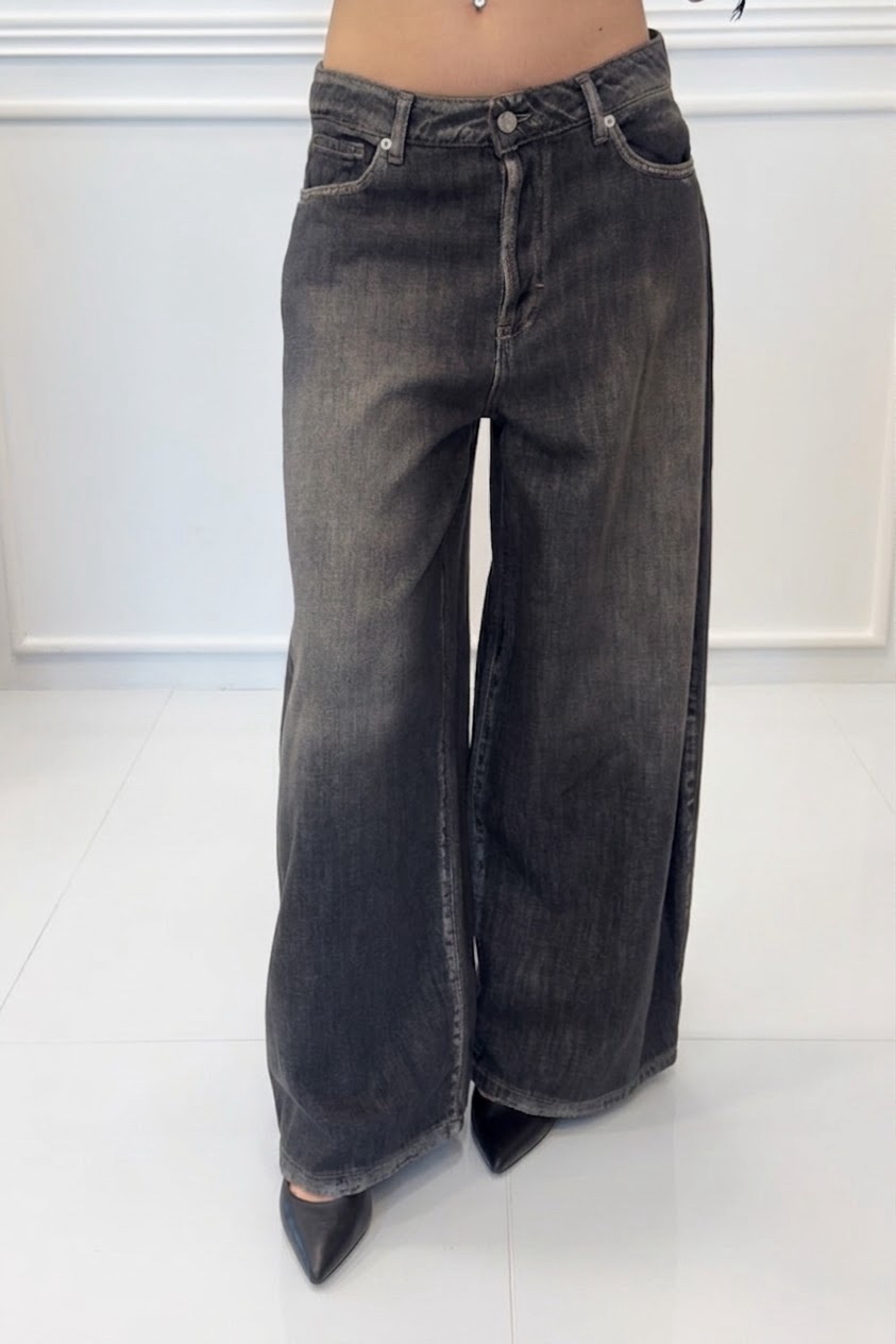 Czarne szerokie spodnie jeansy damskie Philia Loft V03O302 - obrazek 2